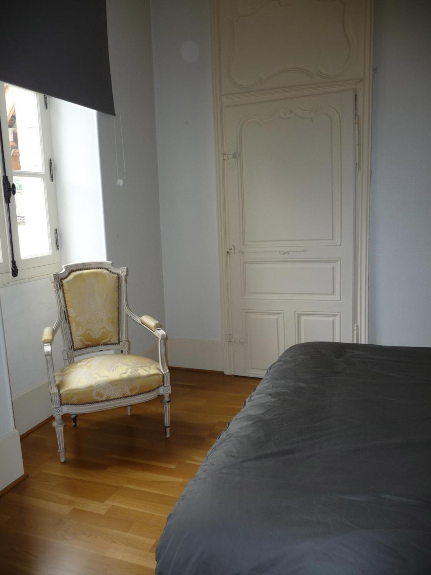 Les Charmottes Apartment Nuits-Saint-Georges Exterior photo
